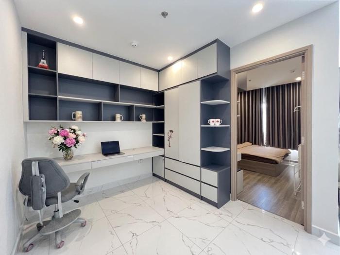 Lush Living - Central location in Vinhomes Grand Park