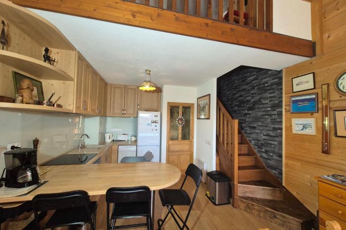 Appartement familial au Revard vue sur le jardin denfant et pistes