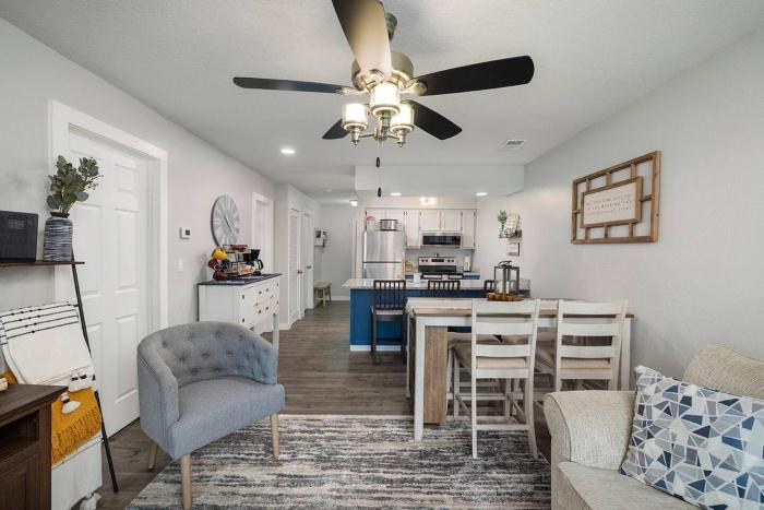 NEW! Walk-In Condo 2 Mi to SDC Pool & Lake