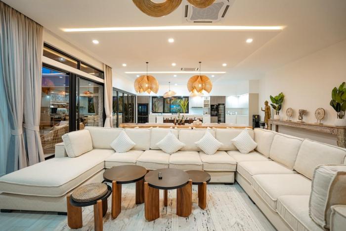 Eden Escape - 5BR Luxury Pool Villa - Kids Room