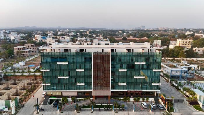 Town Square Suites