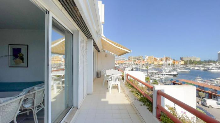 Marina Espetacular T1 by HsR Vilamarina