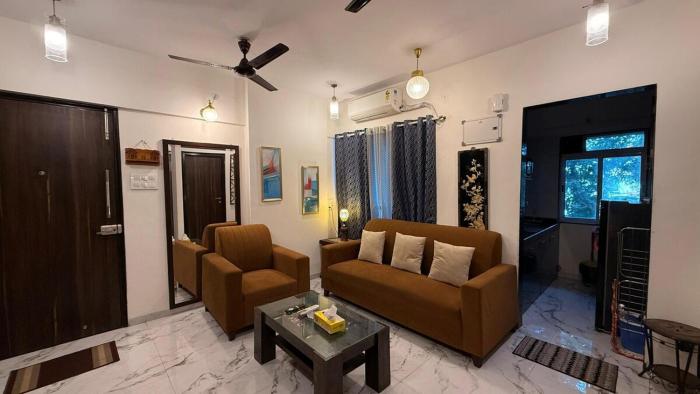 Elegant 1BHK at Bandra W Close to Lilavati hospital 304