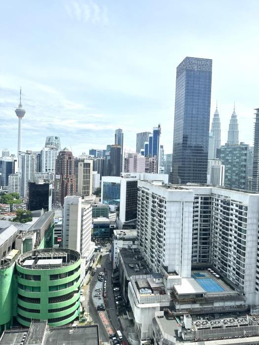 Stay Clam At Axon suites