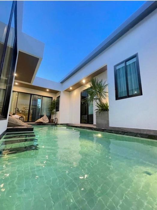 Dewvilla Luxury Villa, Private Pool, Near Jomtien Beach, 3BR