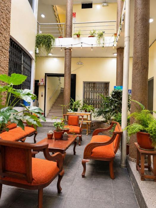 Hostal Marín Central - Quito