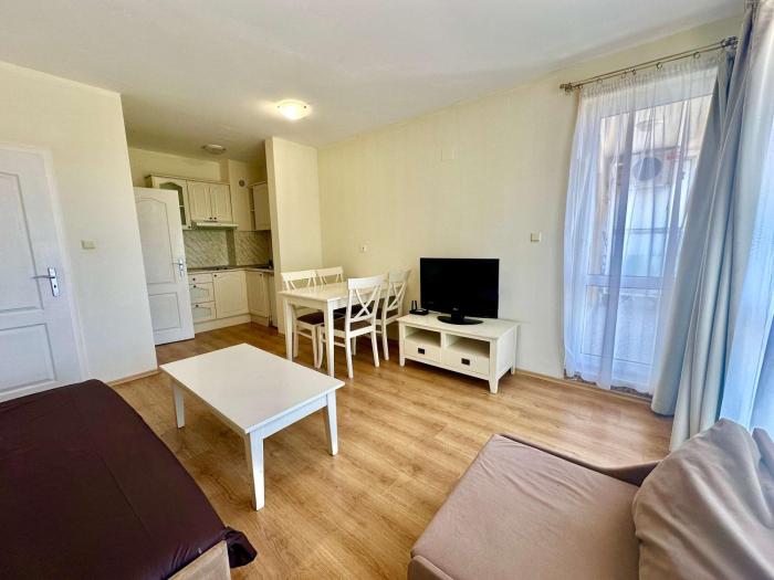Cozy 1BD apartment in Flores Park