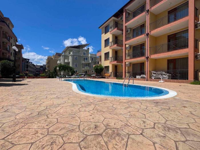 Guest House Kremena suites in Sv Vlas with swimming pool