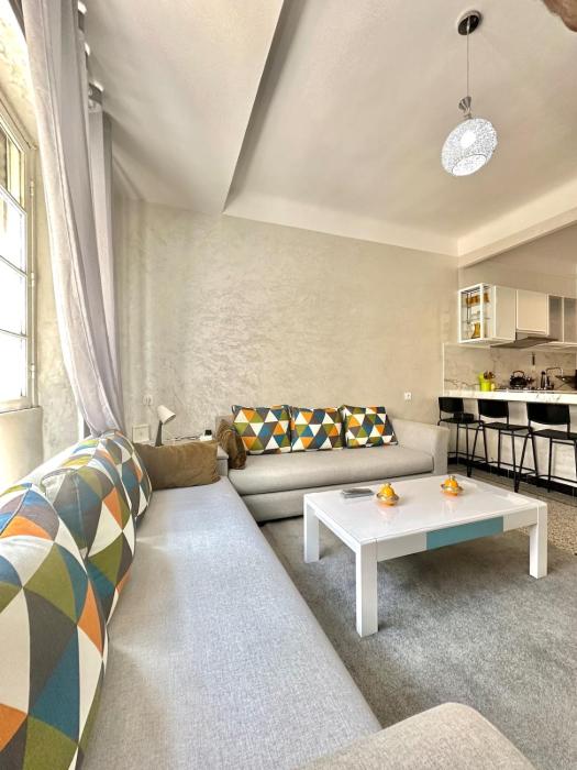 Seaside Elegant Studio