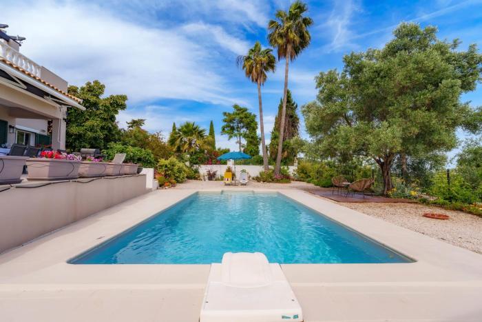 Villa Parragil, Piscina Jardim Prestige For Home