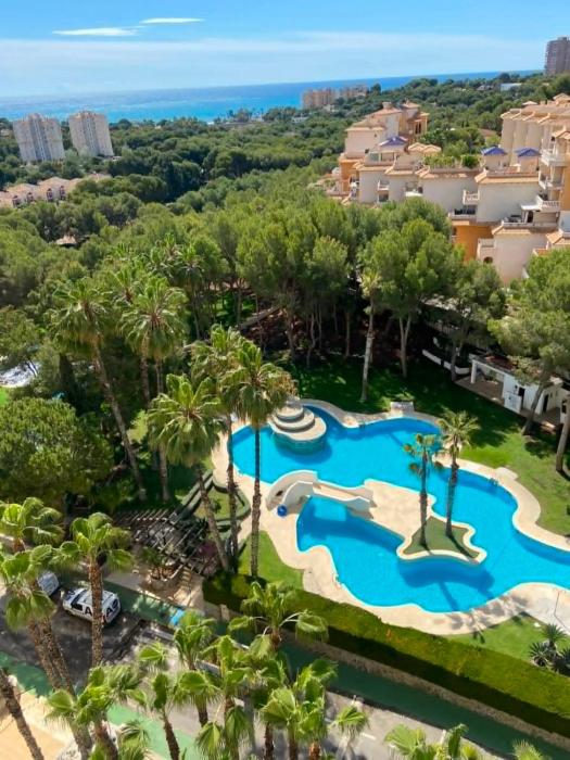 Happy Time Apartment, swimming pool, tennis court, FREE PARKING