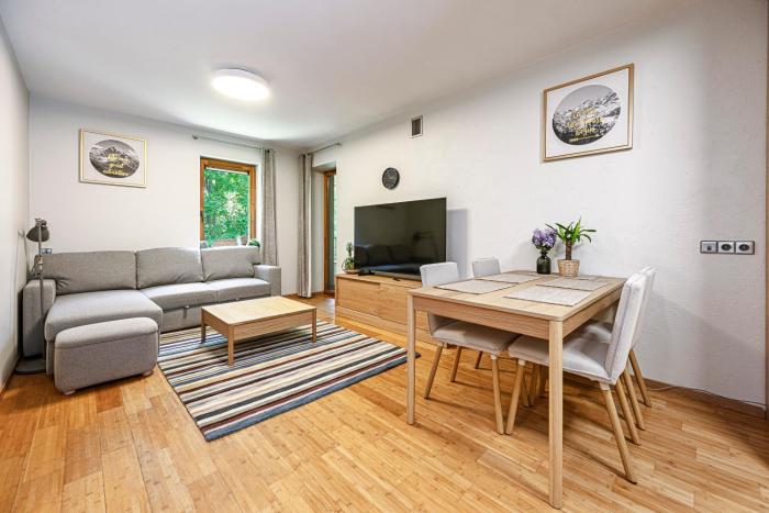 Vilnius Center Apartment with Terrace & Parking