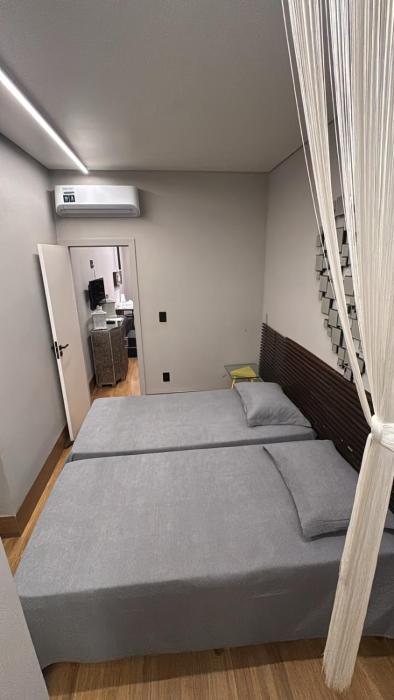 Apt novo no centro com garagem, ar condicionado, Ufla-Unilavras-Restaurantes-Padaria-Mercados