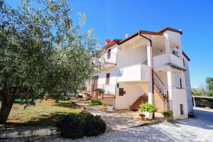 Apartments with WiFi Savudrija, Umag - 27176