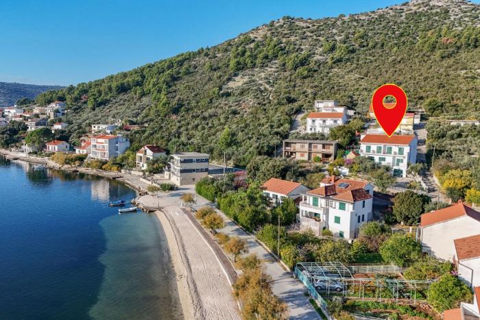 Apartments by the sea Poljica, Trogir - 27443