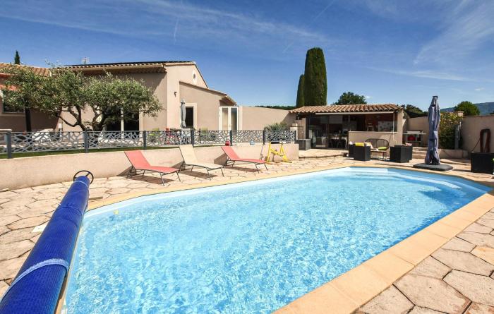 Lovely Home In Valréas