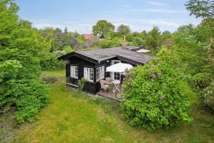 Cozy Holiday Home Close To The Sea In Hundested