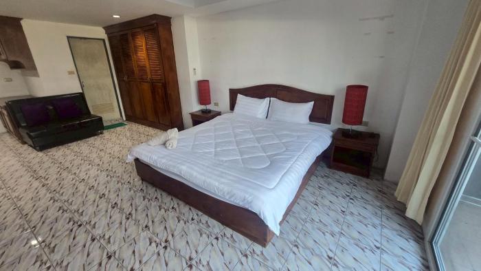 OhLaLa Guest House