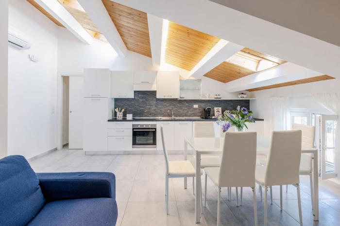 Italian Experience-Seaside Apartment