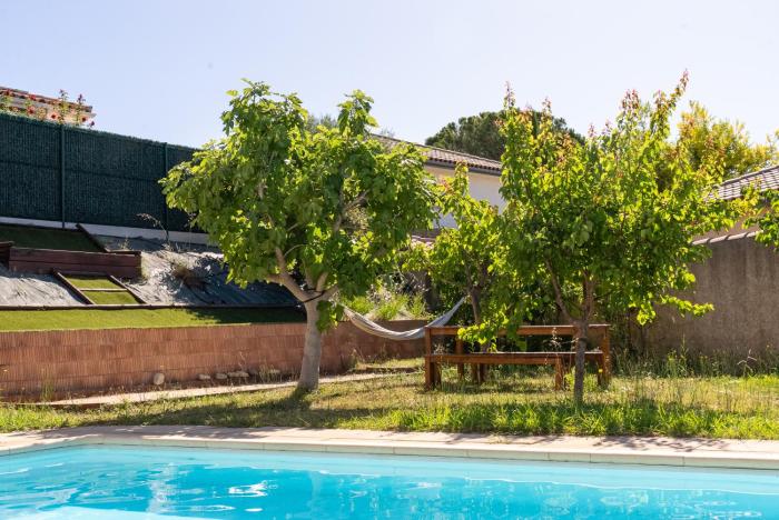 Villa paisible, piscine, BBQ & terrain de pétanque