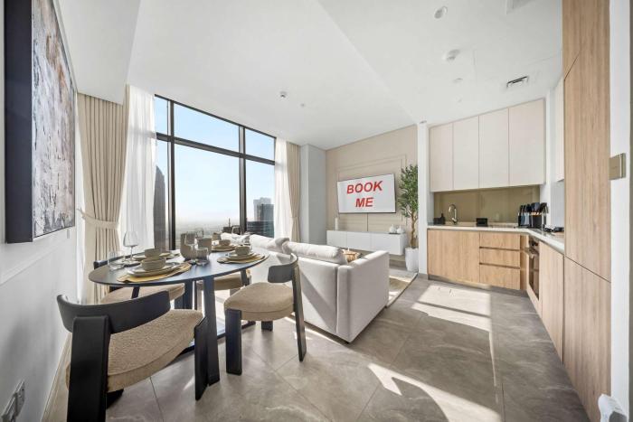 StayShort - Sleek Business Bay 1BR - Modern Stay for 4