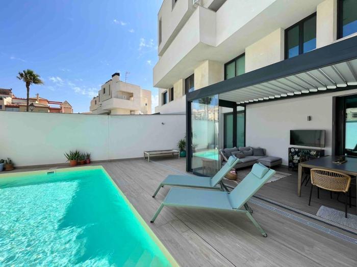 house sweet house - private pool - WIFI