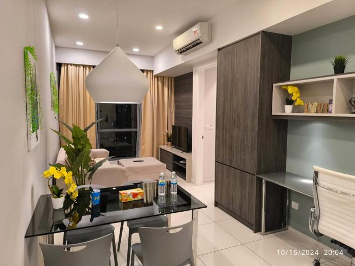 Robertson Luxury Apartment
