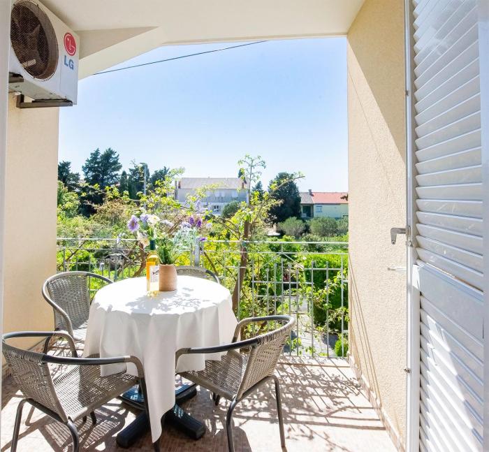 Apartments Mery