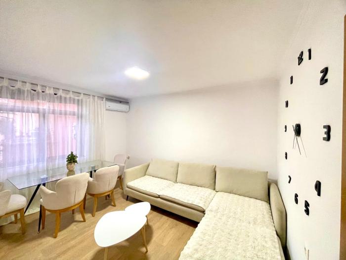 Aura Apartment City Center Tirana