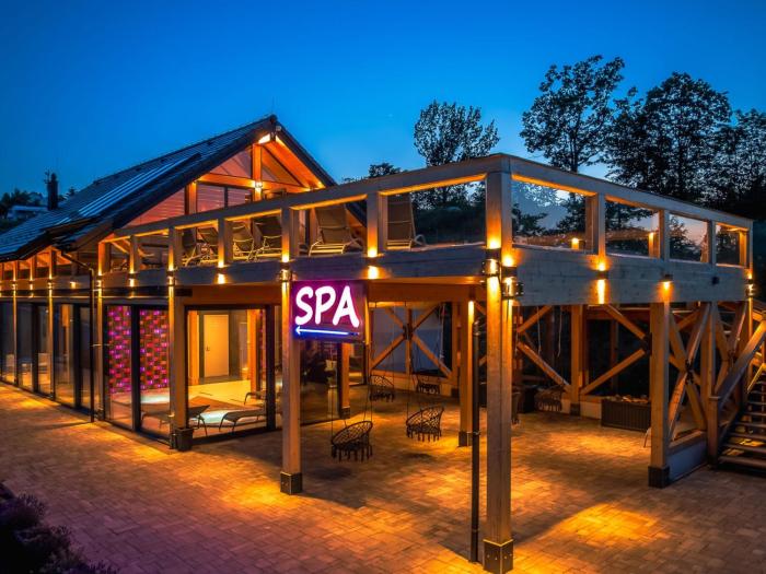 Jeżowa Woda Ośrodek Wypoczynkowy Palmiarnia i SPA