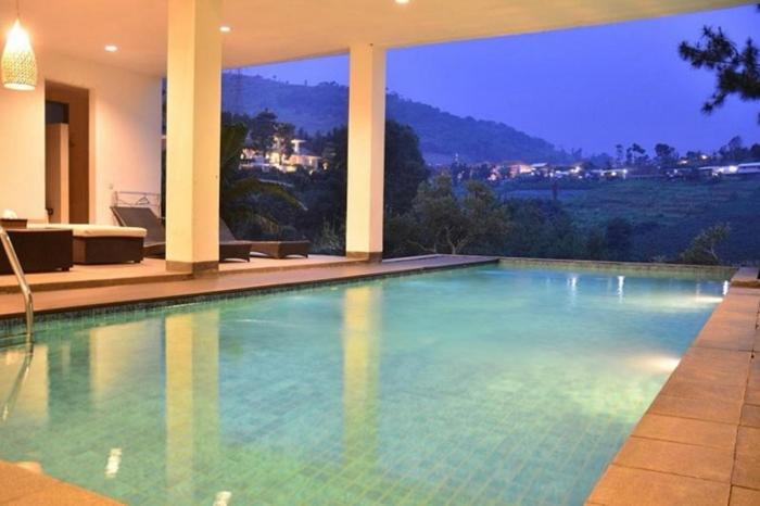 Green Forest Plantation View Villa 6 Bedrooms With a Private Heated Infinity Pool