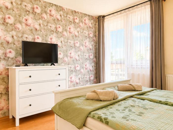 Árpád Apartman - 3 Bedroom Family Apartment with Parking