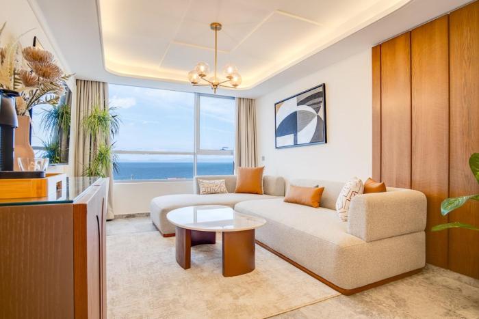 Hilton Residence , View Tower Sea View 13F