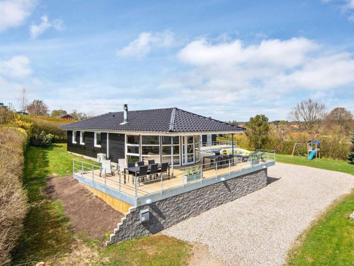 Luxury Retreat in Hejlsminde