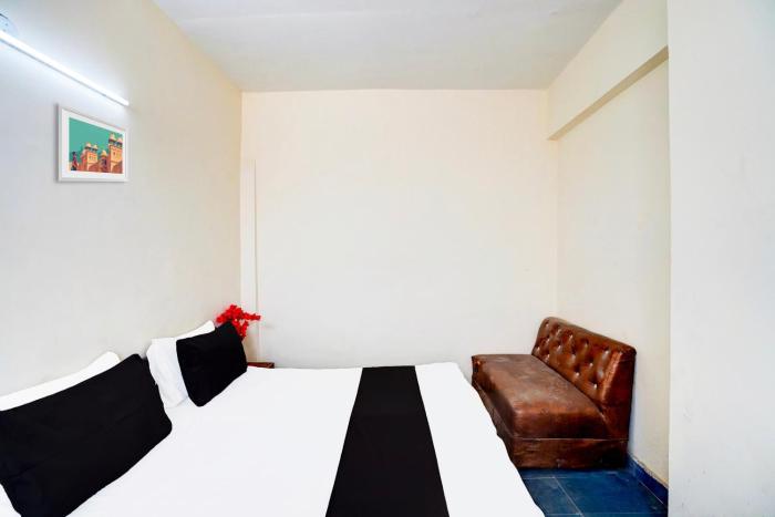 Hotel O Dvs Palace