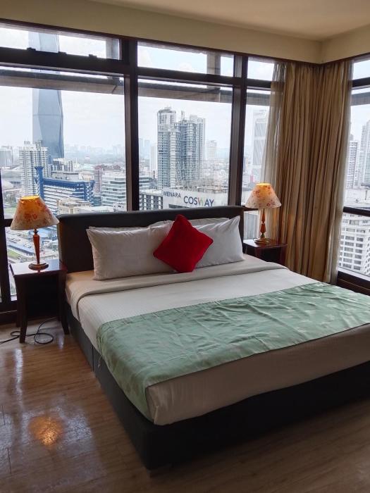 Ali Services Apartment at Times square KL