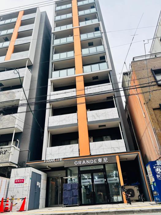 R SQUARE Nipponbashi Room No 303