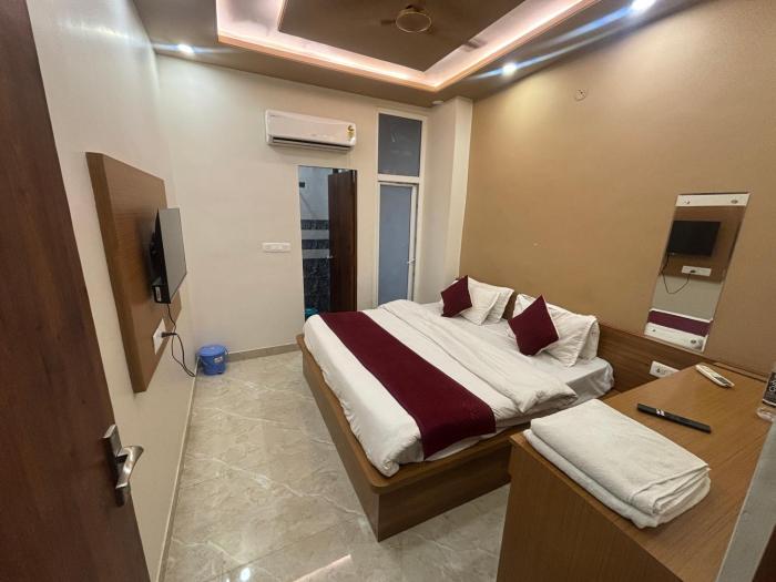 Hotel Yuvraj Stay