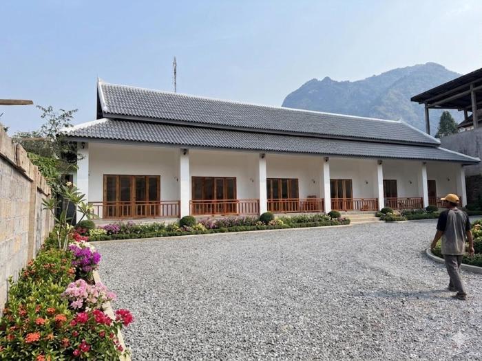 Lebella Nong Khiaw Resort