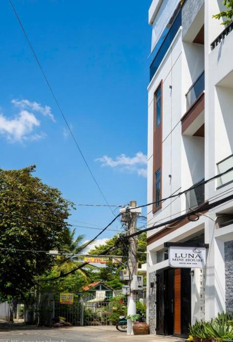 LUNA House