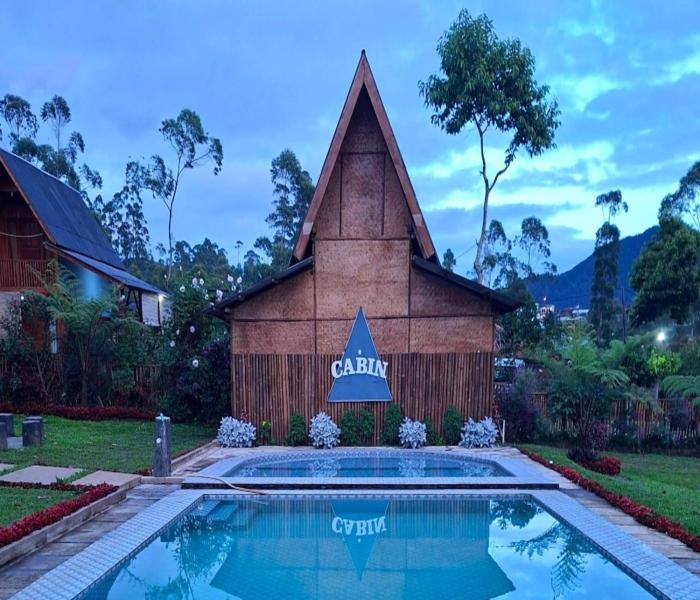 Cozzy Artana Cabin