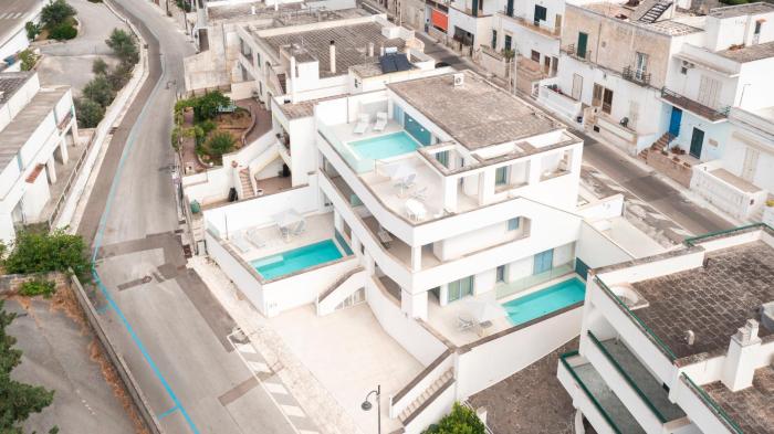 Perle Marine Suite Apartments