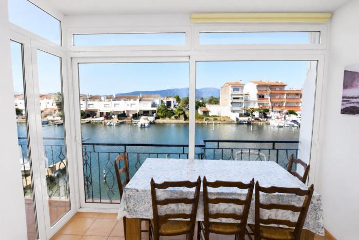 Apartamento con vistas canal ref 114