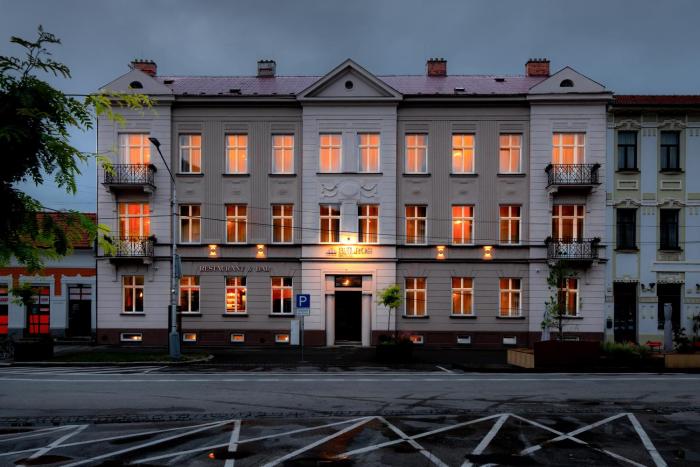 BELROS Hotel