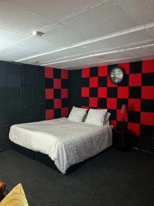 Private Accommodation -10 min from Le Mans Circuit