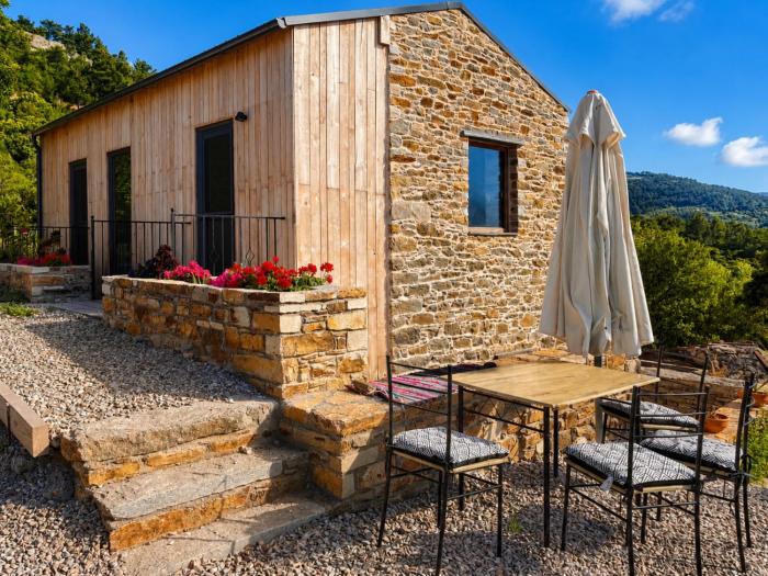 Aheronas - Stone House with Sea Views