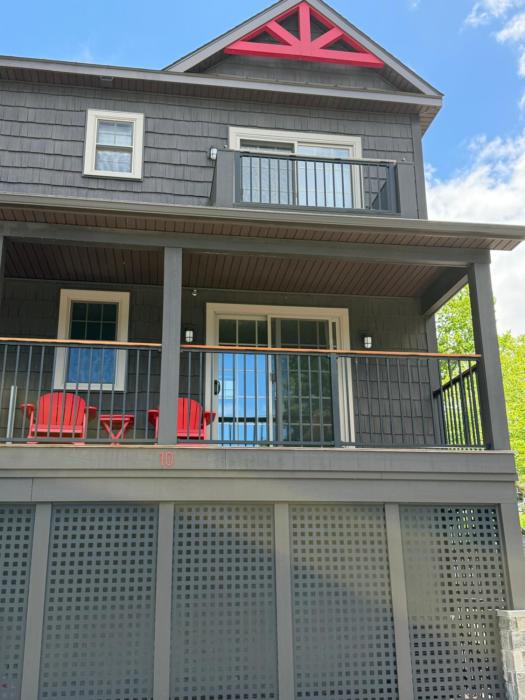 Deluxe Lodge Lakefront On Lake George #10