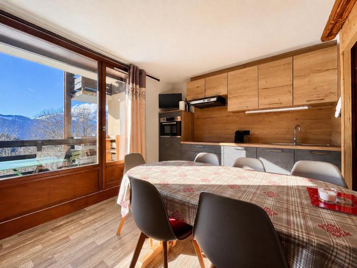 Studio cabine lumineux avec parking à Notre-Dame-de-Bellecombe - FR-1-505-194