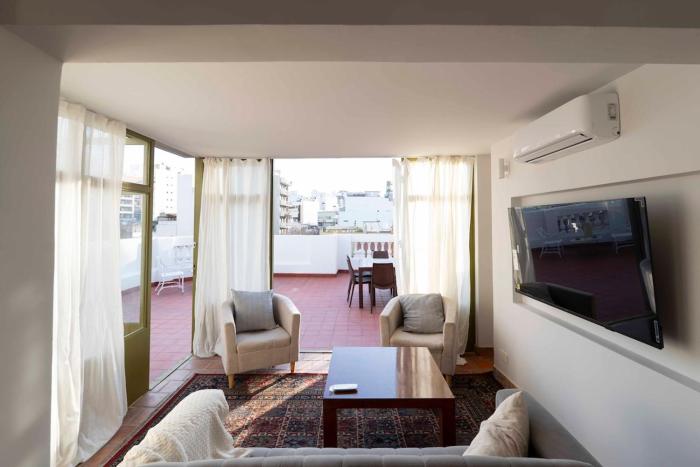 Oasis with large private terrace in Palermo