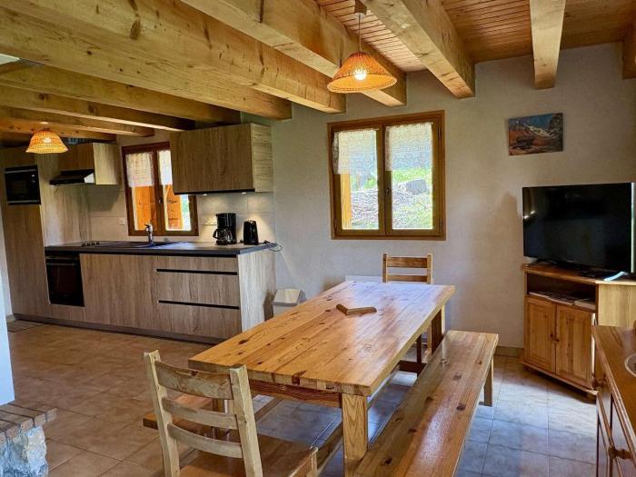 Chalet spacieux 4 pièces en forêt - Les Saisies - FR-1-594-42